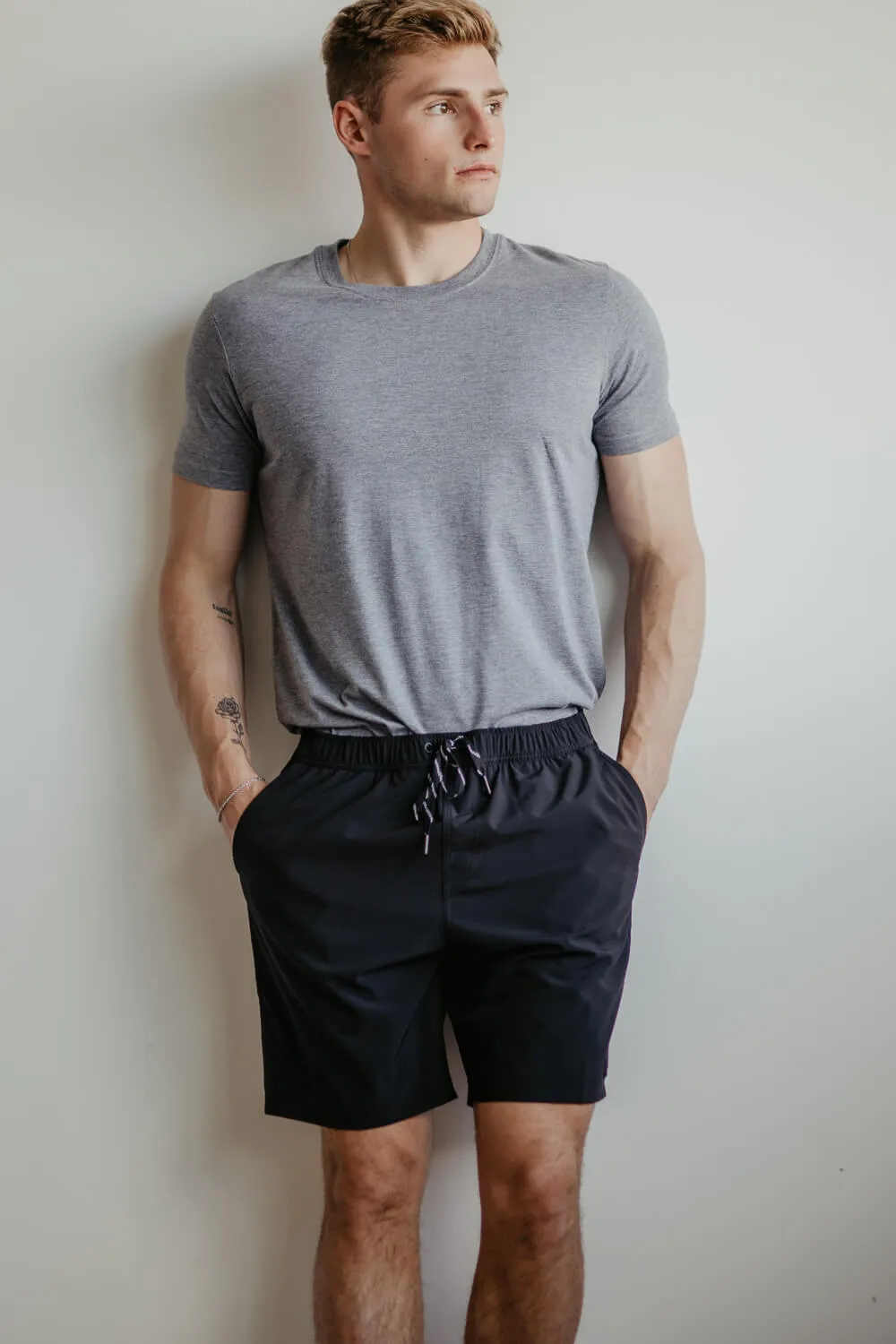 1897 Active Levitate Shorts for Men in Black | STEW26-BLACK