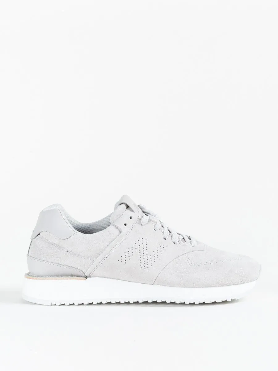 745 sneaker