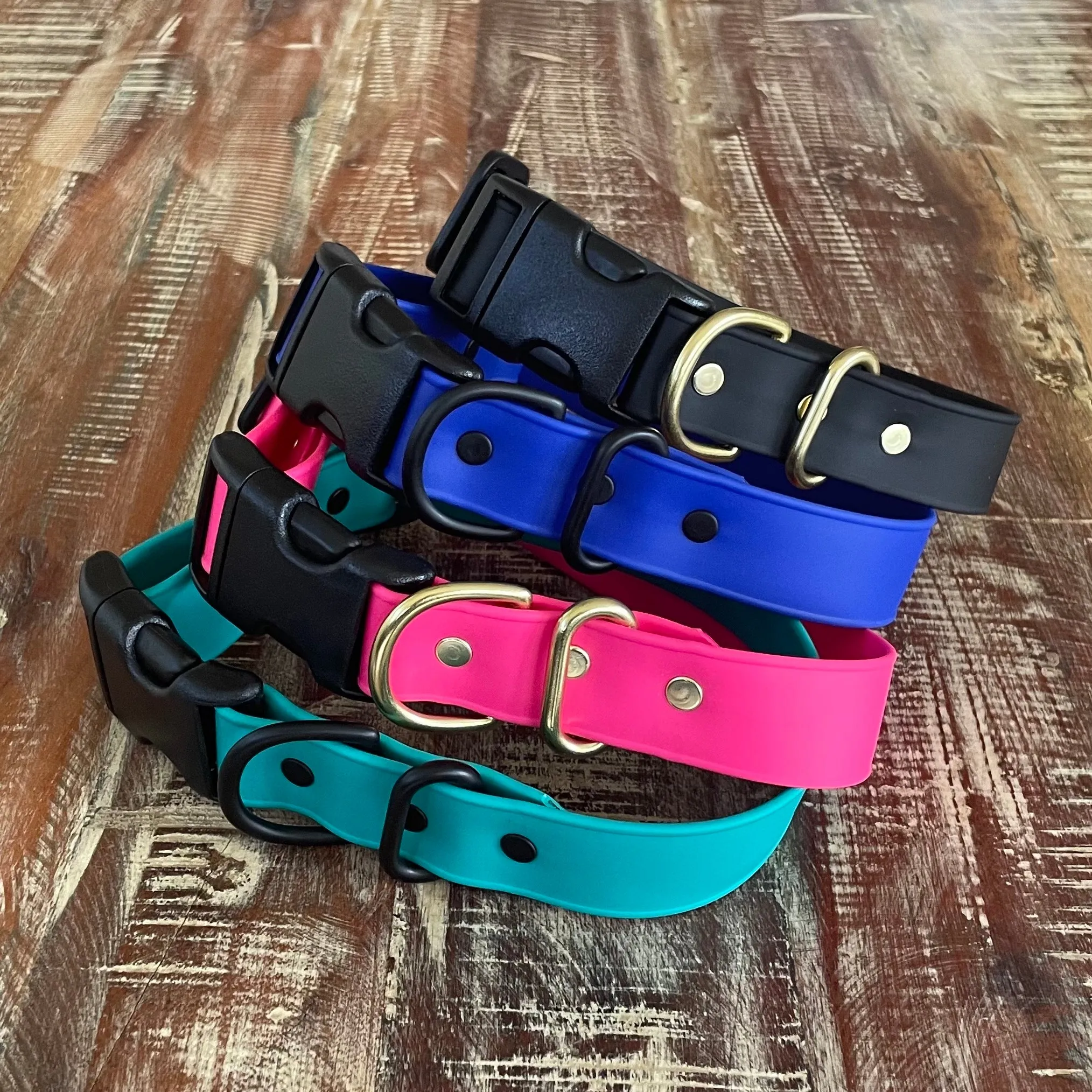 Adjustable Waterproof Collar : Royal   Black