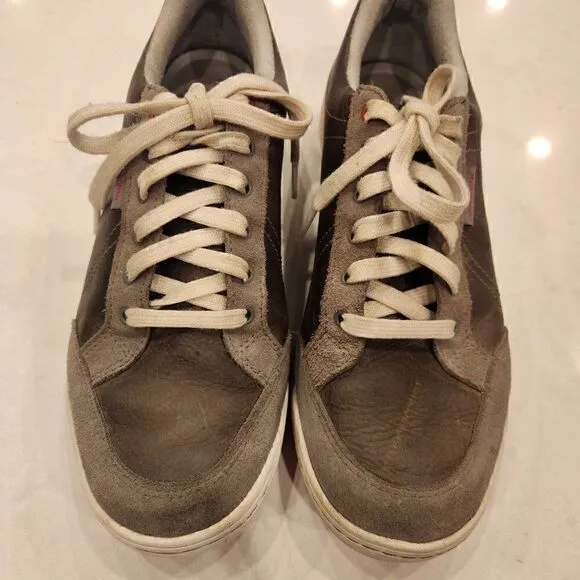 Ashworth mens size 9 leather spikeless golf shoe