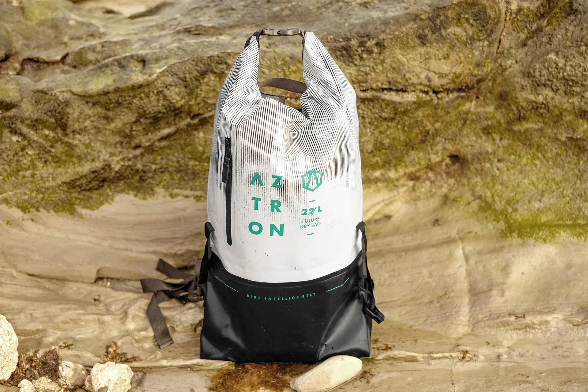 Aztron Dry Backpack 22L