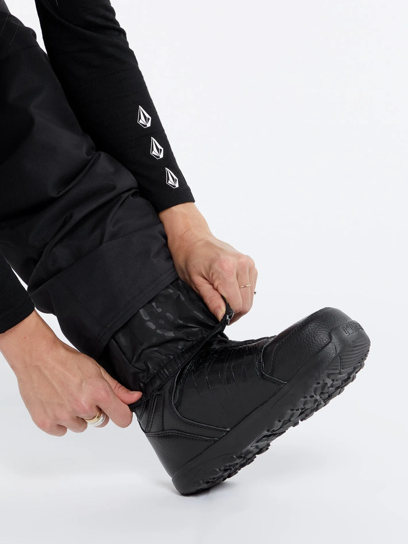 Bridger Insulated Hose - BLACK