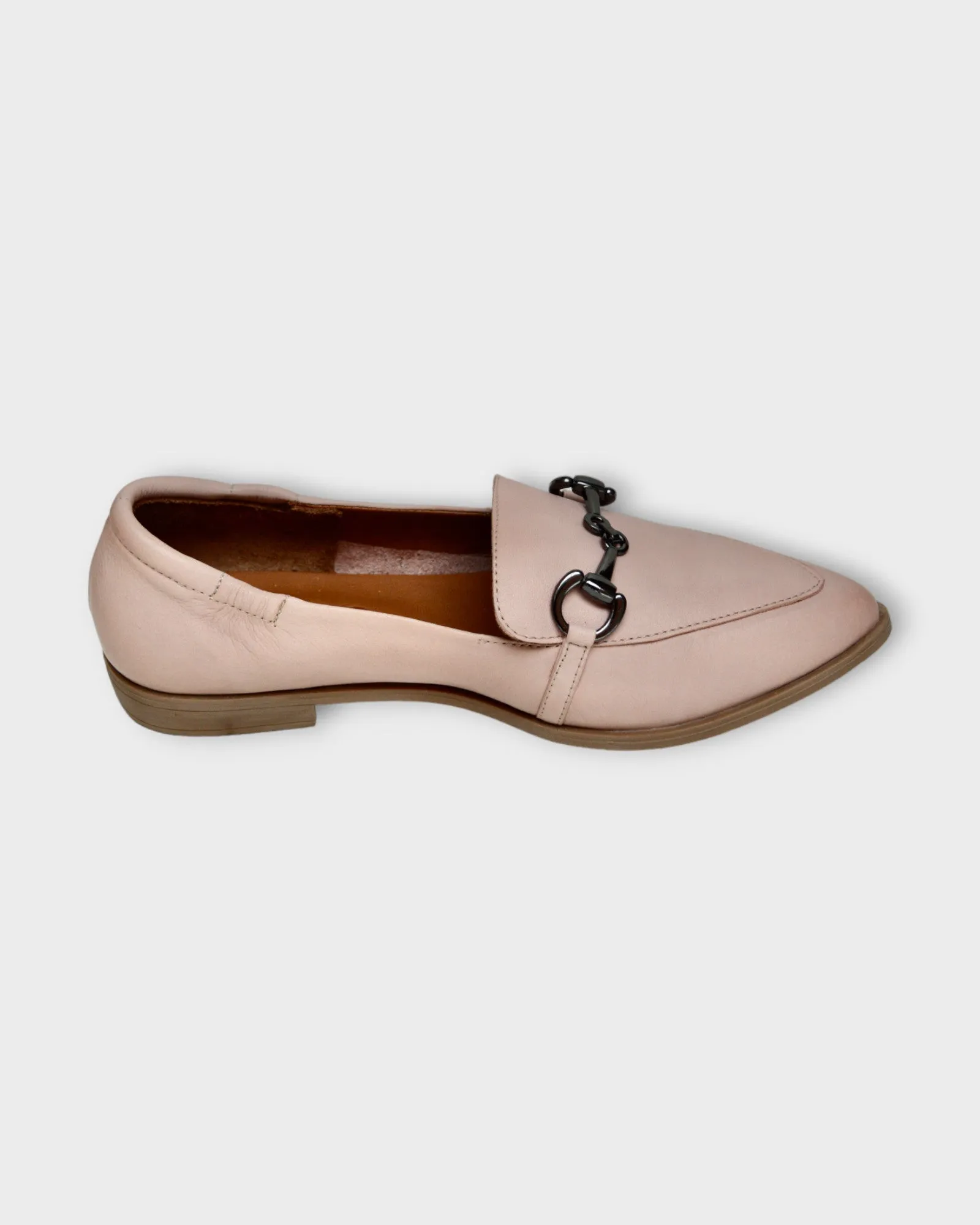 Bueno Bowie Size 36 only