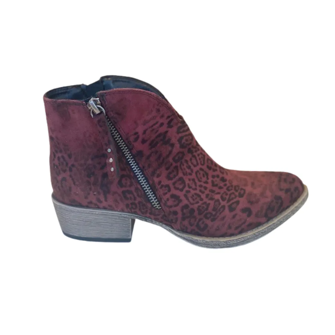 Burgundy leopard print bootie with side zipper