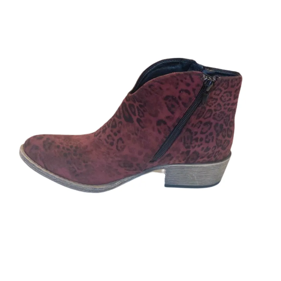Burgundy leopard print bootie with side zipper