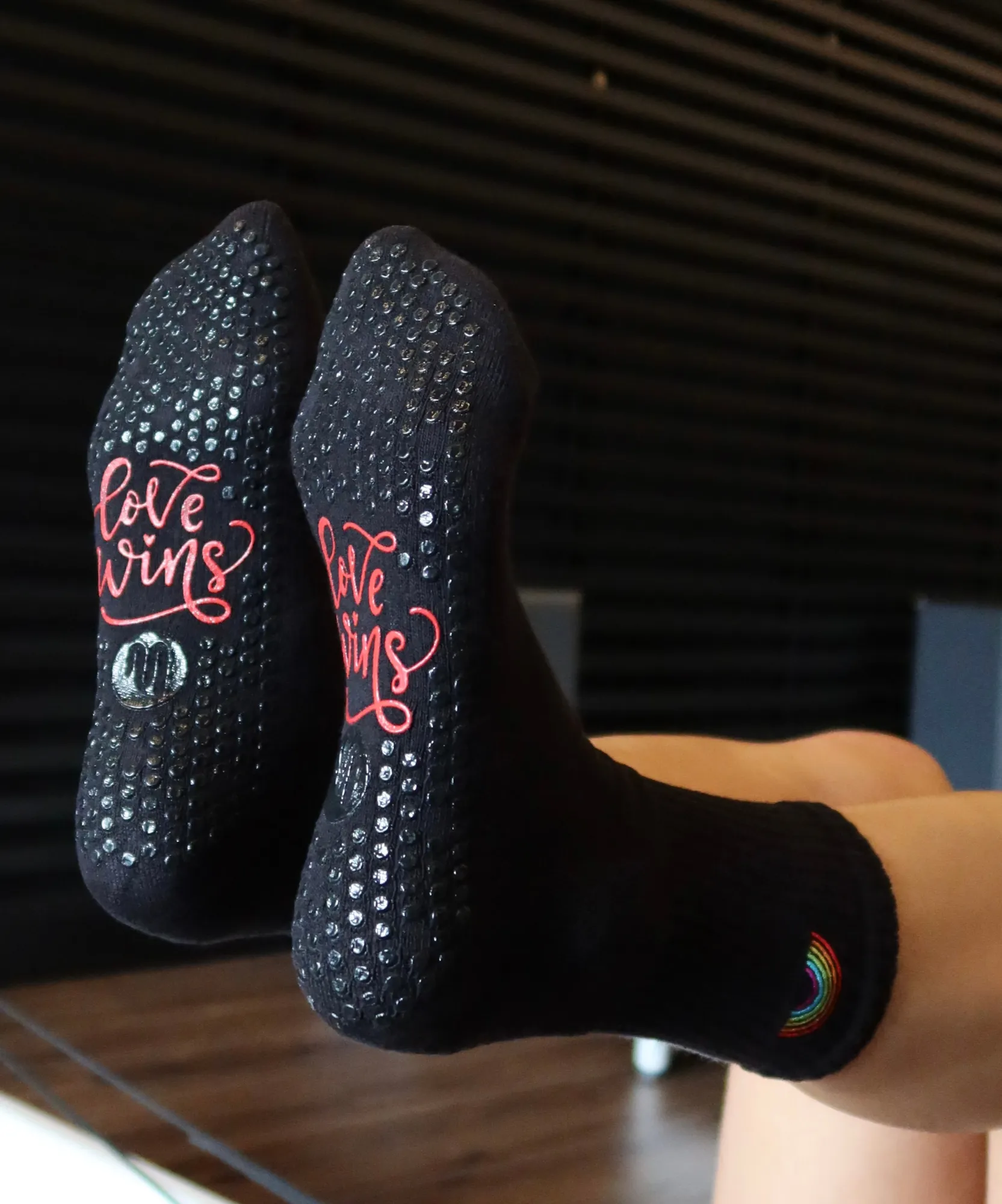 Crew Non Slip Grip Socks - Rainbow Black