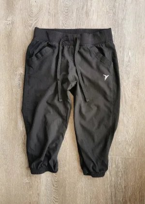 GIRL SIZE XS (5 YEARS) - OLD NAVY, Lightweight Capri Athletic Pants EUC B36