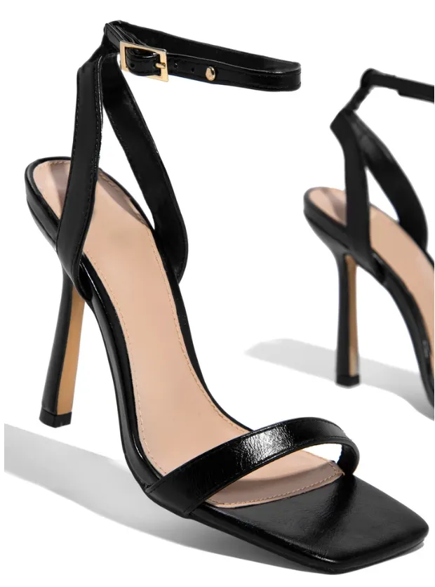 Lola Heel-(Black)