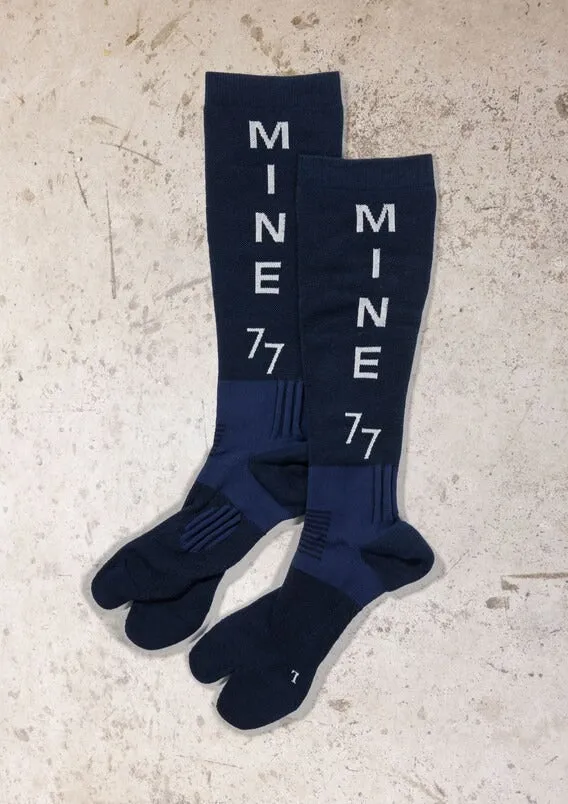 Mine77 Compression Split-Toe Snowboard Sock