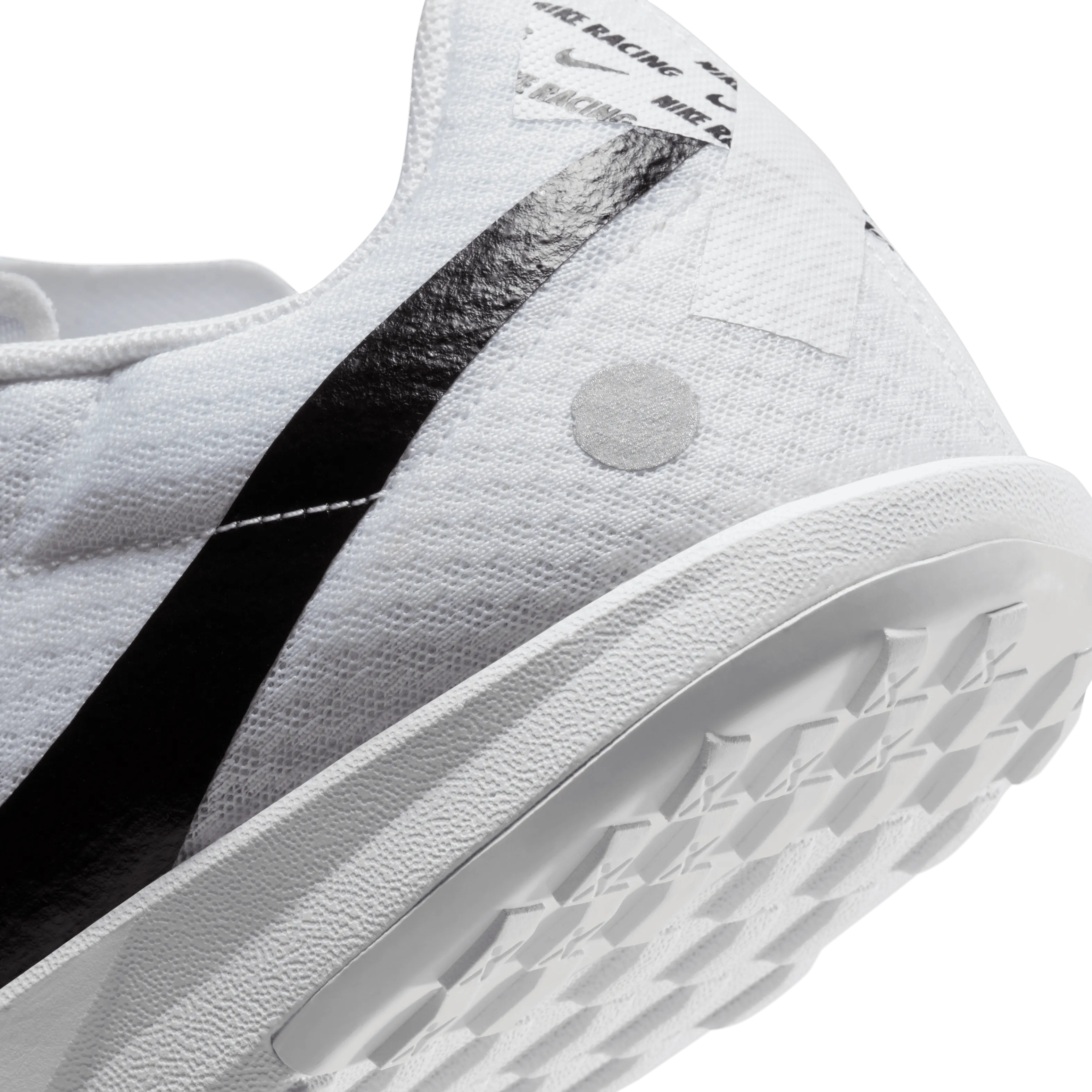Nike Rival Waffle 6 (all ages)