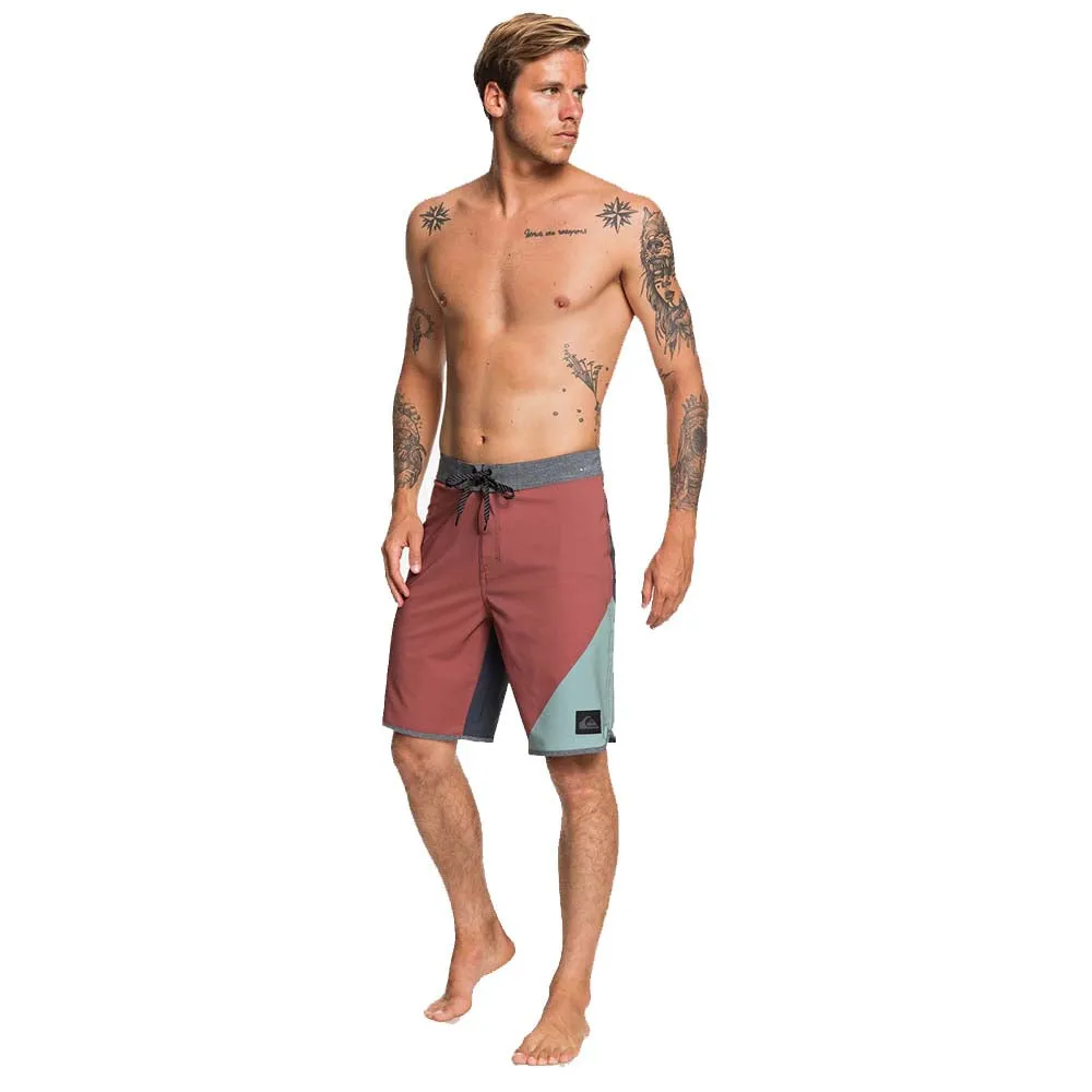 Quiksilver Highline New Wave 20 Boardshorts