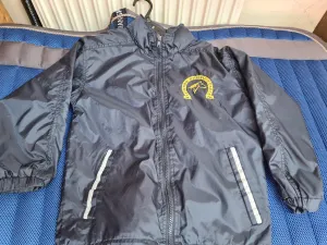 Regatta Navy waterproof jacket age 7/8  FREE POSTAGE 🟢
