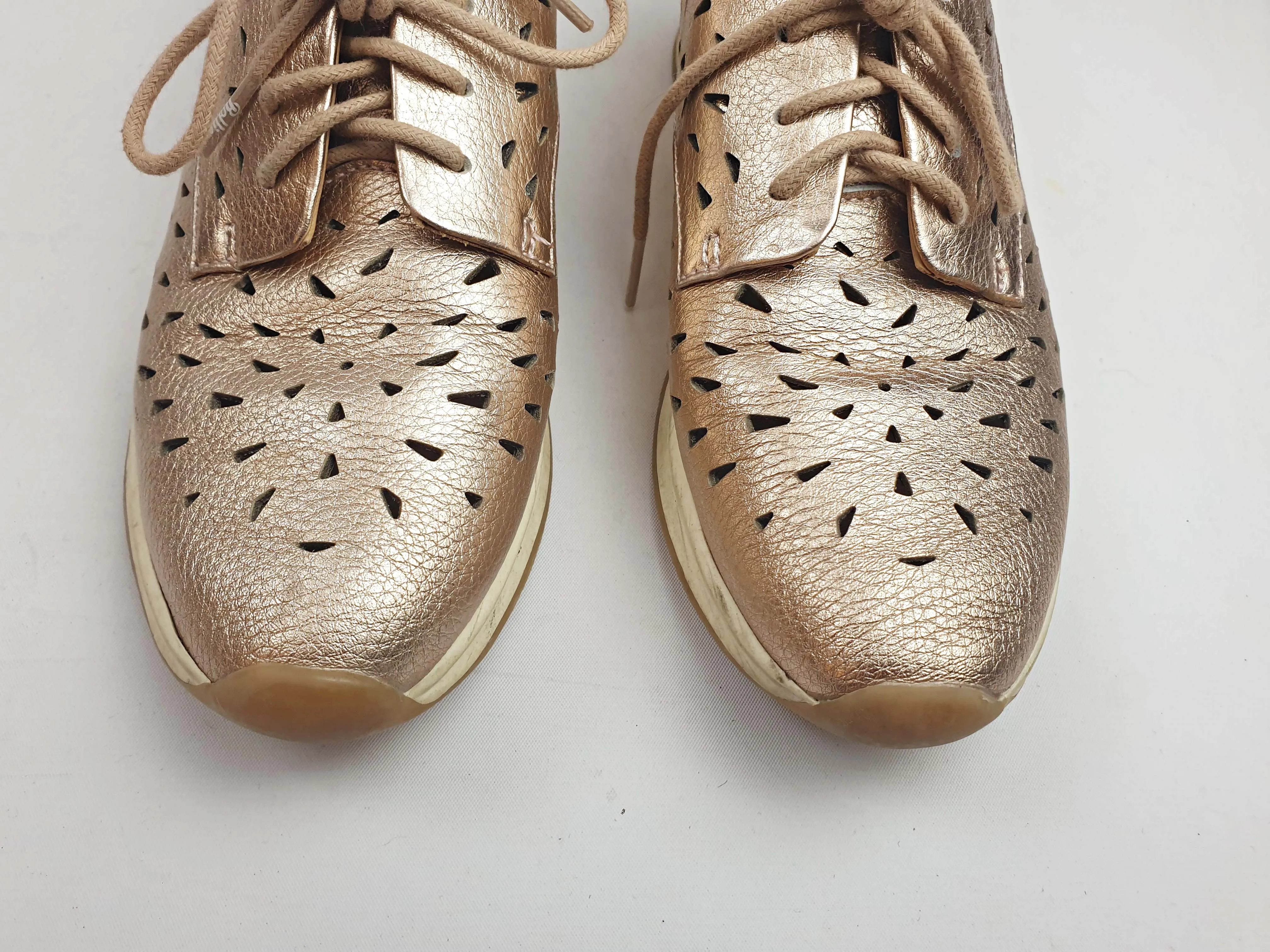 Rollie pewter leather lace up shoes size 36