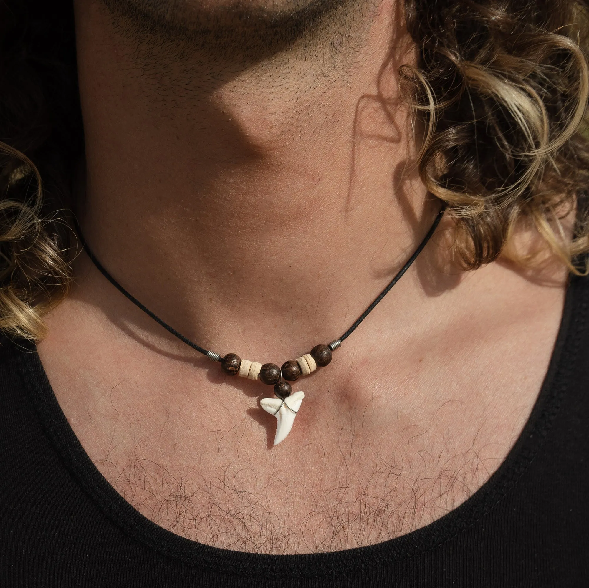 Shark tooth coconut wood beaded necklace beach surfing c114