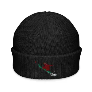 Snowboarding Goldie the Grizzly short beanie