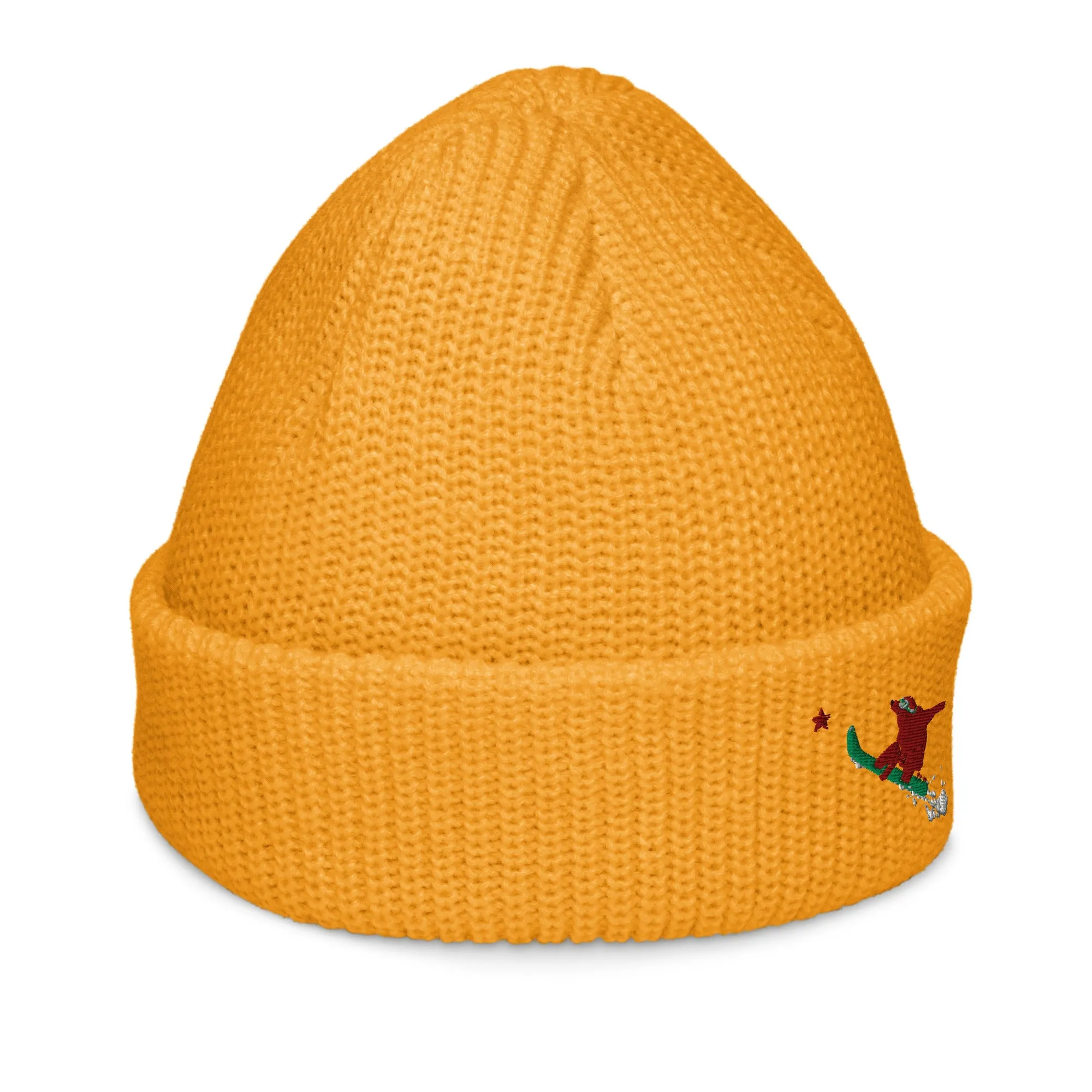 Snowboarding Goldie the Grizzly short beanie