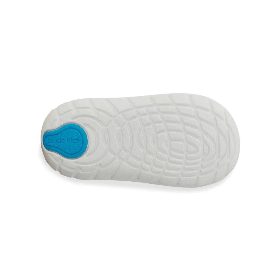 Stride Rite Turbo Sneaker
