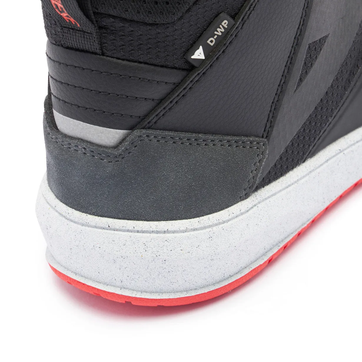 Suburb D-WP Shoes
