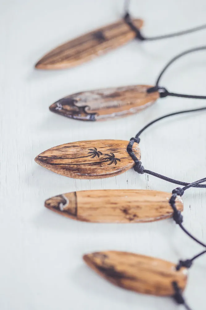 UNIQUE UNISEX SURF NECKLACE