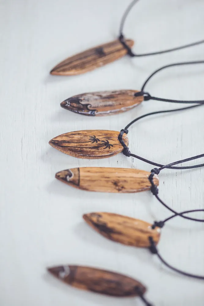 UNIQUE UNISEX SURF NECKLACE