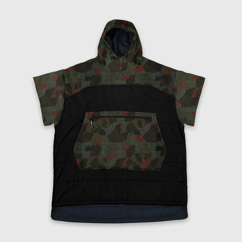 VOITED Outdoor Poncho for Surfing, Camping, Vanlife & Wild Swimming  - Black / Moment Camo